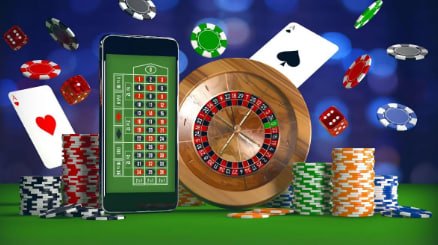 Tampilan berbagai permainan slot Aviator, Sweet Bonanza, dan Gates of Olympus
